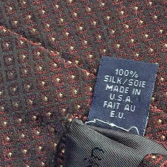 Calvin Klein classy maroon colour all silk Tie made in USA 🇺🇸 - Picture 7 of 7